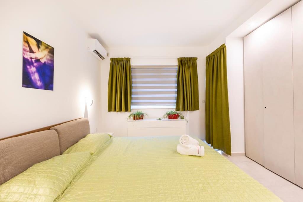 Ngh12 - Lovely And Spacious 2 Bedroom Apartment Naxxar Esterno foto
