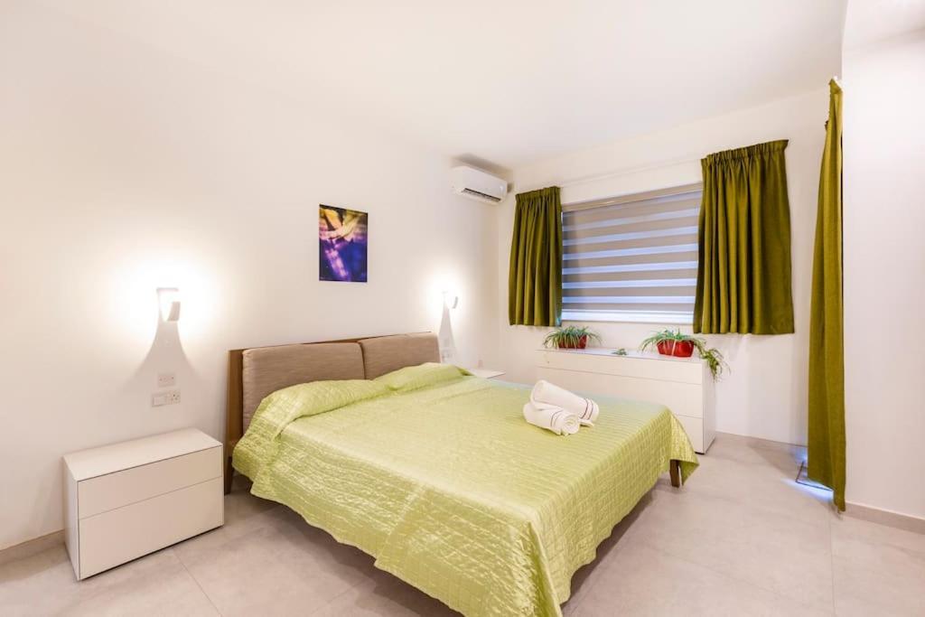 Ngh12 - Lovely And Spacious 2 Bedroom Apartment Naxxar Esterno foto