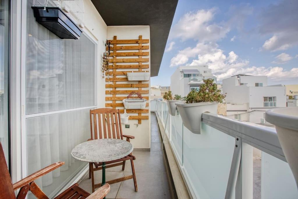 Ngh12 - Lovely And Spacious 2 Bedroom Apartment Naxxar Esterno foto